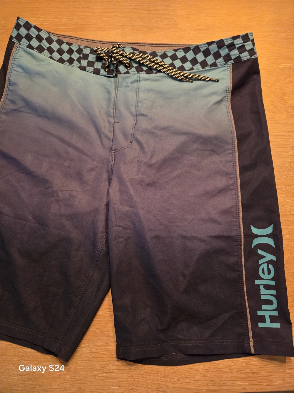 Hurley Teal-to-Navy Ombre Men's Boardshorts with Checker Waist Sz 32 EUC